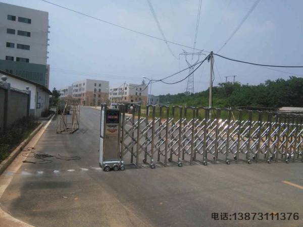 佳海工業園伸縮門 佳海工業園伸縮門